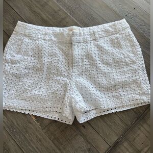 Khakis by GAP The City Short, size 10.